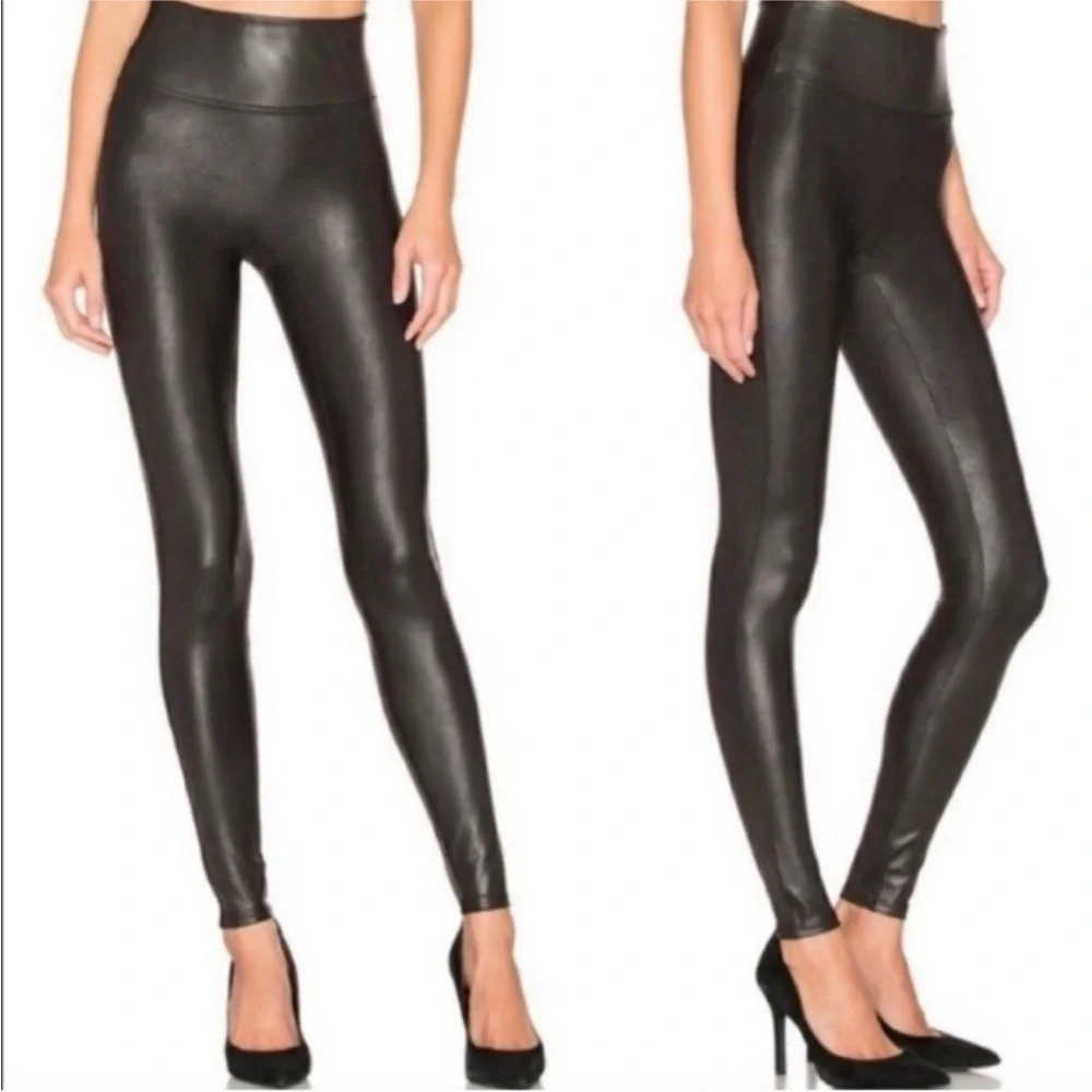 Spanx Faux Leather Leggings in Black M Petite - Picture 3 of 8